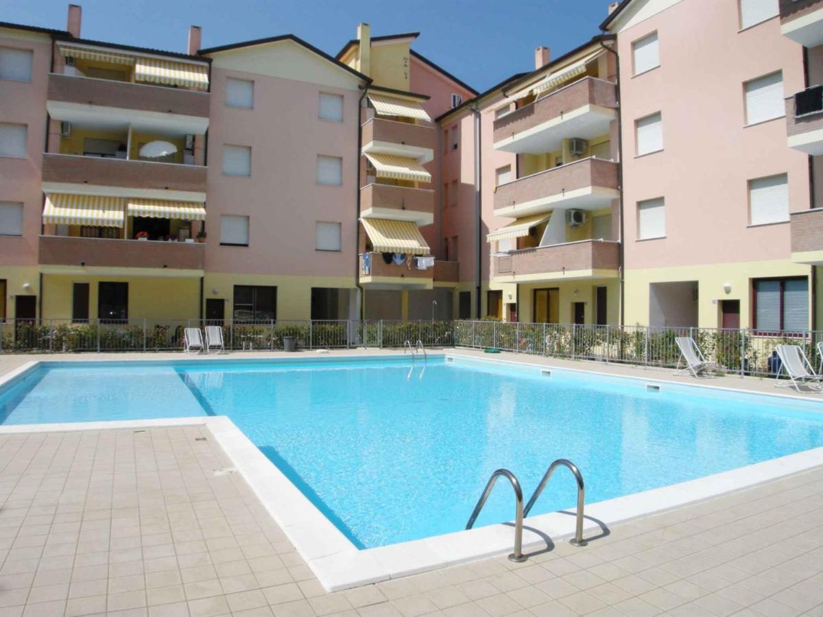 Apartments In Rosolina Mare 33097 외부 사진